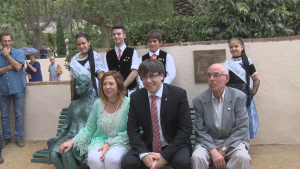 puigdemont_candini_pedemonte_sardana_escultura