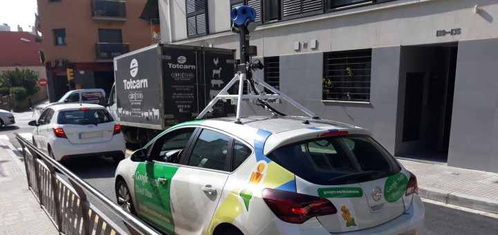 El cotxe de Google Street View, avui a Calella