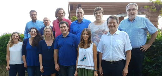 Carles Bosch acompanyat pels membres de la seva candidatura. Font Twitter