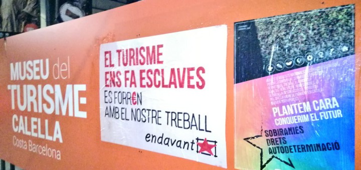 Pancartes de la campanya d'Endavant al MUTUR, fa uns dies (Foto: @EdavantOsan)