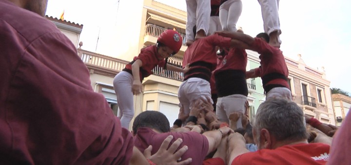 Els maduixots en un moment de la seva actuació per la diada de Festa Major de la Minerva