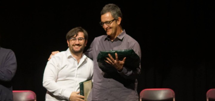 Lluc Vizentini i Dani Gasulla rebent el Premi Mestre Conrad Saló de La Bisbal d'Empordà