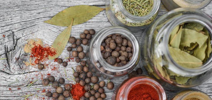 spices-2548653_640