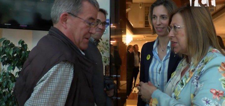 [Vídeo] La consellera Chacón es reuneix amb empresaris hotelers en un acte de campanya de Junts per Calella