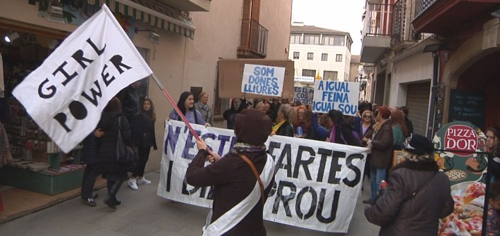 Manifestació feminista del 8M a Calella