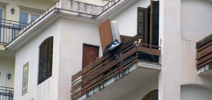 Balcó de la finca ocupada al carrer Diputació