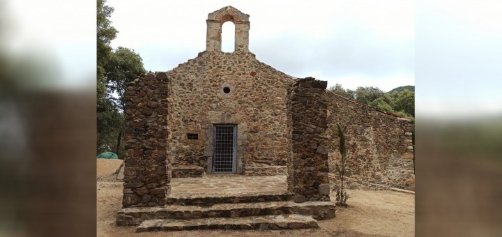 Estat actual de l’ermita de Sant Andreu de l’Arboceda, al parc natural del Montnegre