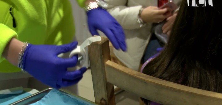 [Vídeo] Primera tarda de vacunació infantil contra la Covid a l’Espai Mercat