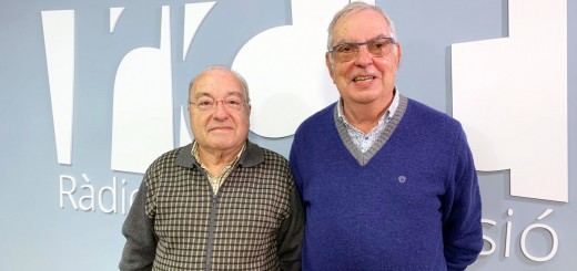 Enric Vives (vicepresident) i Joan Pagès (president) als estudis de Ràdio Calella TV