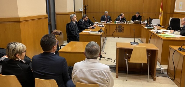 Aragonès, Masnou i el cap de la PL de Pineda al banc dels acusats. (Foto: TSJC)